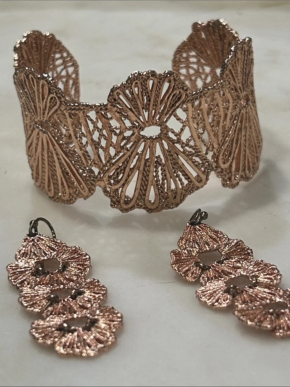 Retired Stella & Dot Geneve Rose Gold Filigree Cuff Bracelet with Drop Earrings